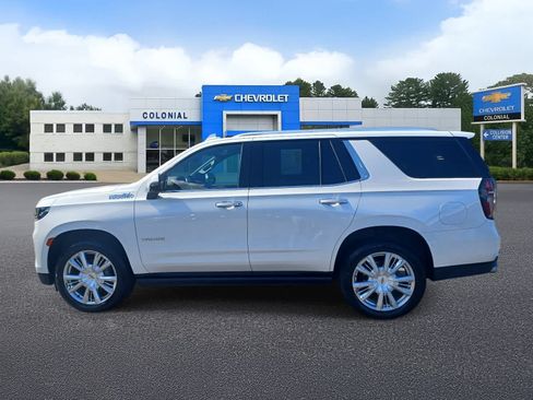 Used 2022 Chevrolet Tahoe High Country w/ Premium Package 2 AWD/4WD image 6