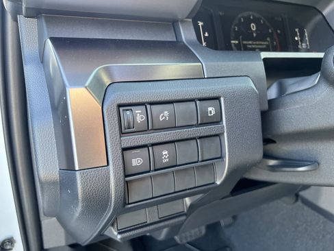 New 2026 Toyota 4Runner SR5 image 22