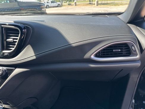 New 2026 Chrysler Pacifica Select image 59