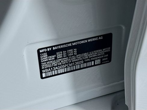 Used 2023 BMW 530e w/ Premium Package image 40