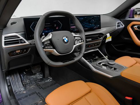 Used 2025 BMW 230i Coupe w/ Premium Package RWD image 3