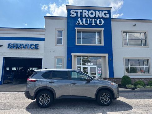 Used 2023 Nissan Rogue S FWD image 16