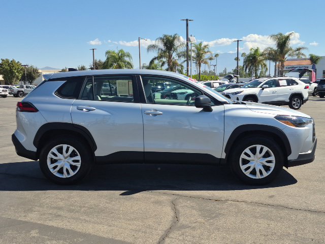 Used 2026 Toyota Corolla Cross L FWD image 4