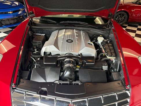 Used 2005 Cadillac XLR RWD image 26