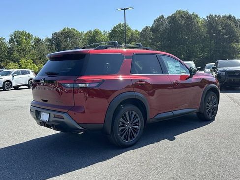 New 2026 Nissan Pathfinder SL AWD/4WD image 8