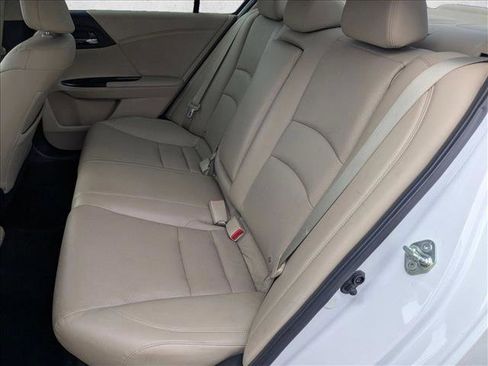 Used 2015 Honda Accord EX-L image 18