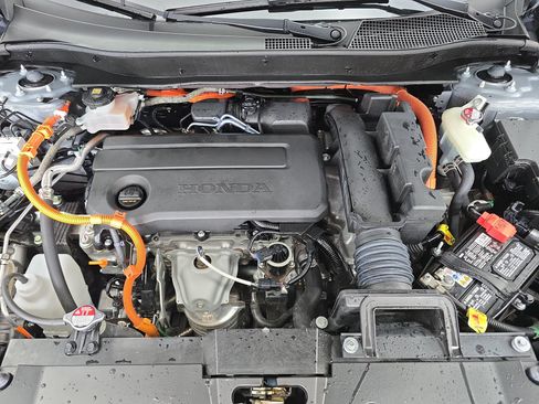 Certified 2025 Honda CR-V Sport-L image 31