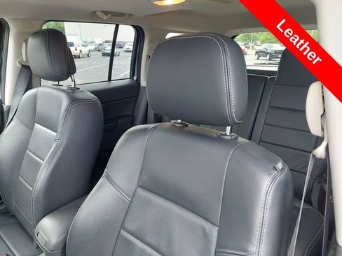 Used 2017 Jeep Patriot High Altitude FWD image 6