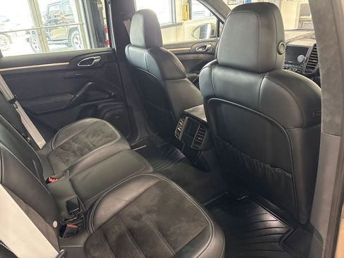 Used 2016 Porsche Cayenne GTS AWD/4WD image 48