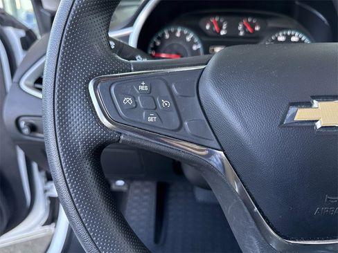 Used 2021 Chevrolet Malibu LS image 22