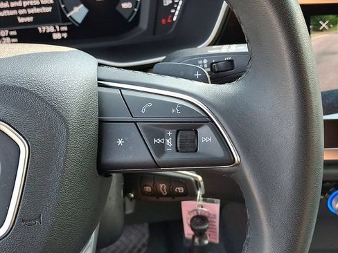 Used 2025 Audi Q3 2.0T Premium AWD/4WD image 23