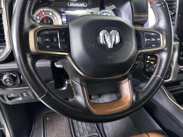 Used 2022 RAM 1500 Limited AWD/4WD image 11