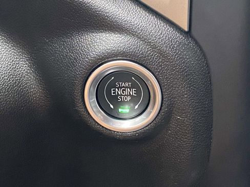 Used 2022 Chevrolet Silverado 1500 LTZ w/ LTZ Premium Package image 26