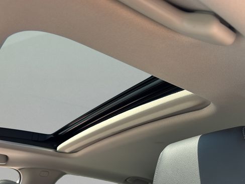 Certified 2022 Honda Civic Touring image 10