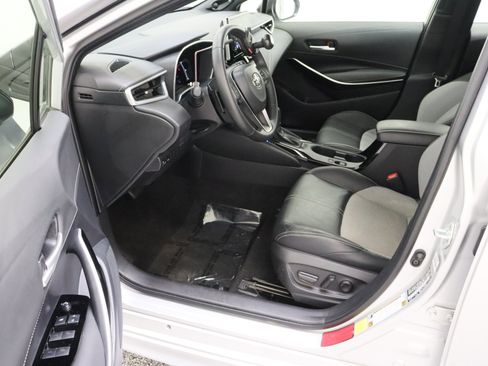 Used 2023 Toyota Corolla XSE FWD image 12