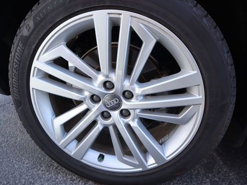 Used 2019 Audi Q5 2.0T Premium Plus w/ Premium Plus Package AWD/4WD image 15