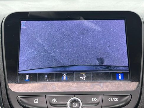 Used 2022 Chevrolet Equinox RS w/ Infotainment Package AWD/4WD image 39