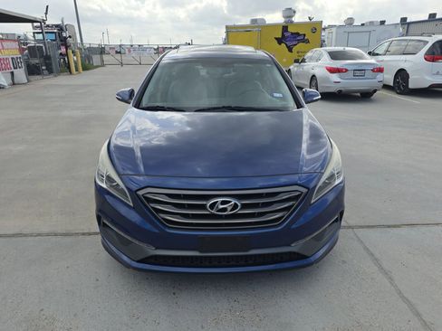 Used 2017 Hyundai Sonata Sport w/ Value Edition Package 02 FWD image 4