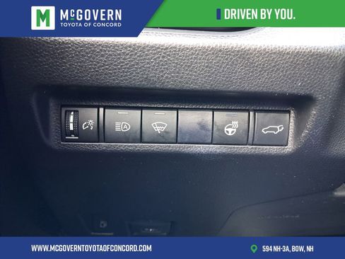 Used 2020 Toyota RAV4 XLE w/ Convenience Package AWD/4WD image 29