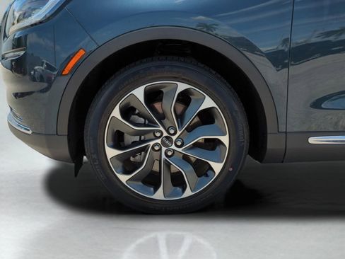 Used 2021 Lincoln Nautilus Reserve FWD image 24