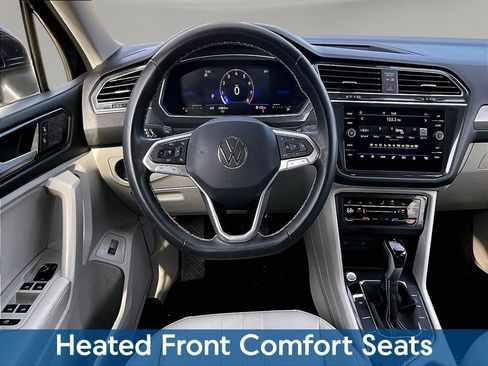 Used 2023 Volkswagen Tiguan SE FWD image 9