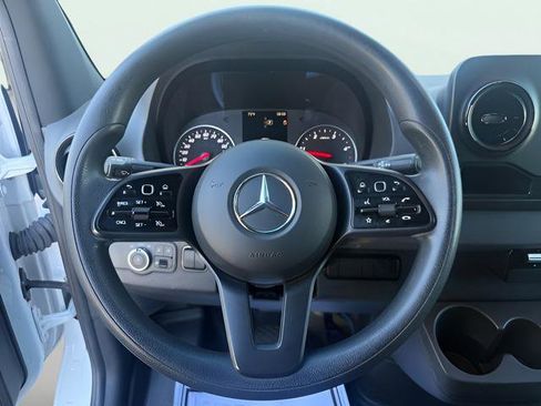 Used 2023 Mercedes-Benz Sprinter 2500 w/ Acoustic Package image 12