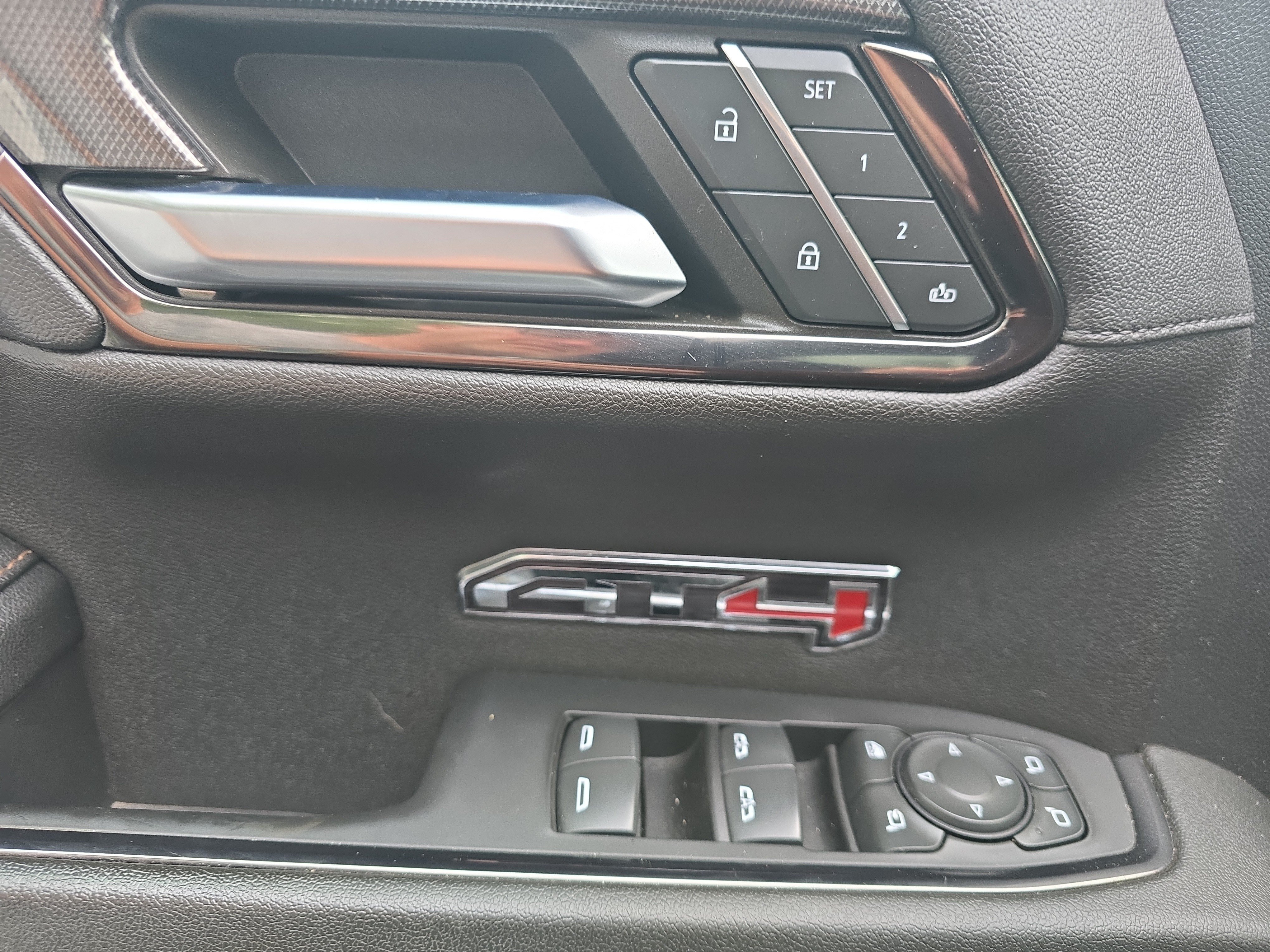 Used 2024 GMC Sierra 1500 AT4 w/ Technology Package AWD/4WD image 20