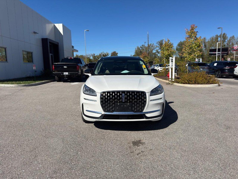 Used 2023 Lincoln Corsair Grand Touring w/ Equipment Group 302A AWD/4WD image 2