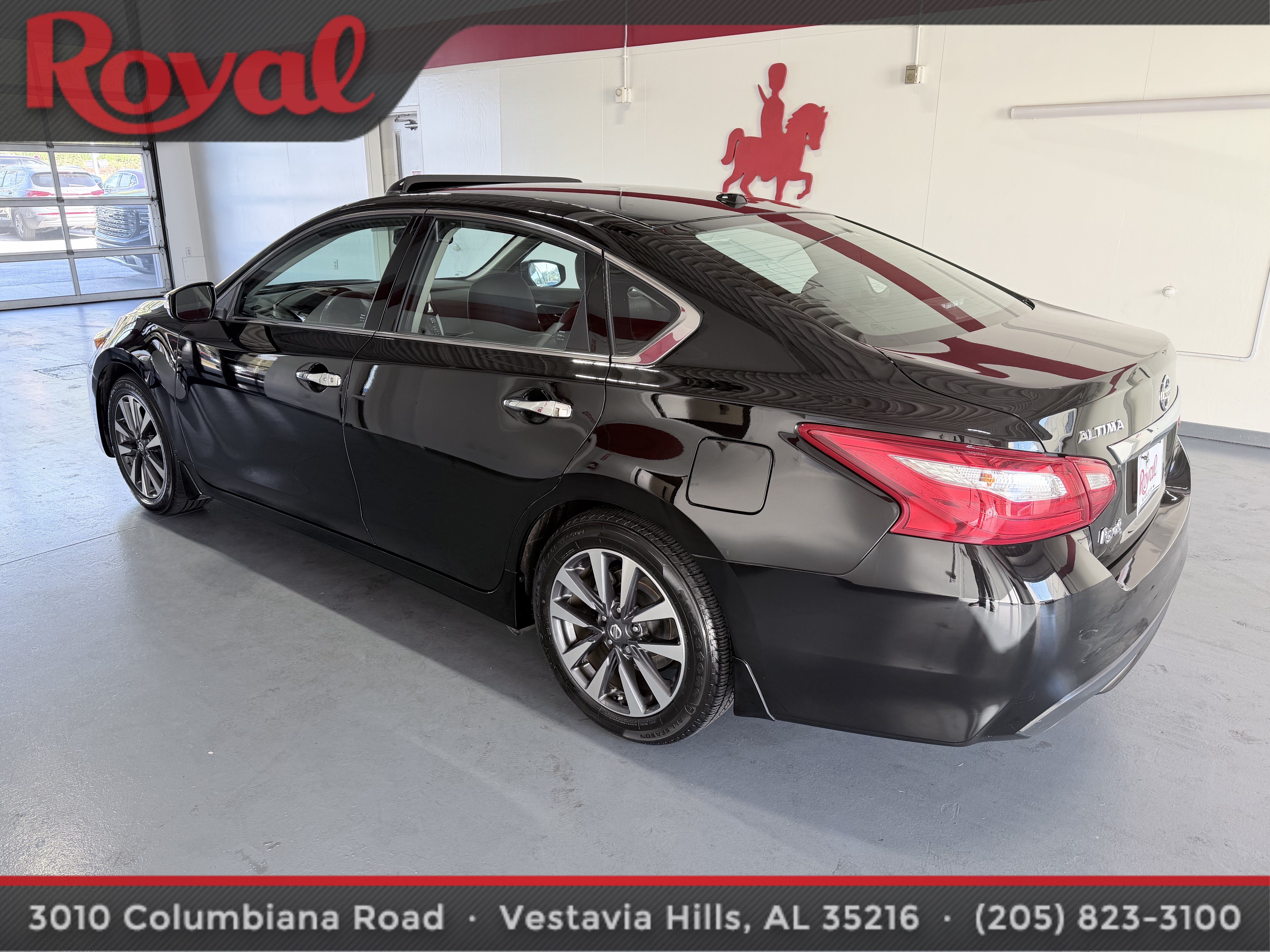 Used 2016 Nissan Altima 2.5 SL w/ 2.5 Technology w/LED Package FWD image 8