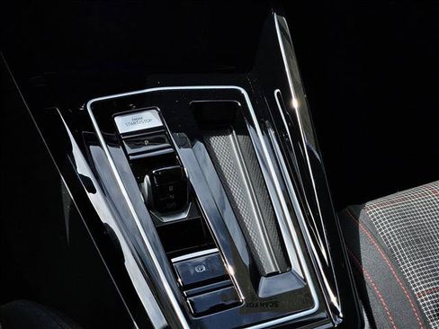 Used 2023 Volkswagen GTI 40th Anniversary Edition FWD image 20