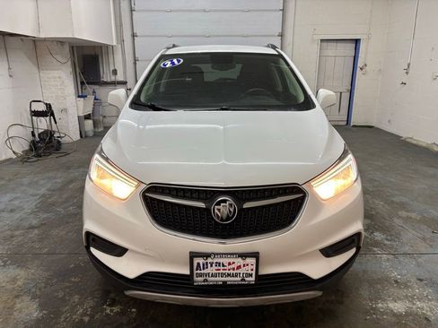 Used 2021 Buick Encore Preferred AWD/4WD image 23