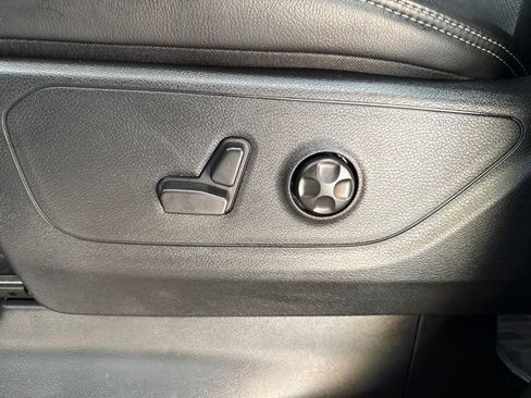 Used 2025 RAM 1500 RHO AWD/4WD image 27