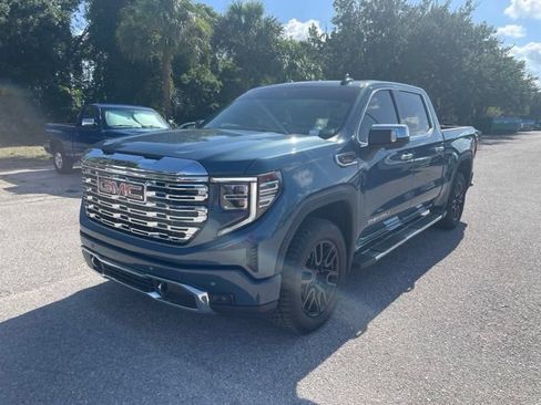 Used 2024 GMC Sierra 1500 Denali w/ Technology Package AWD/4WD image 5