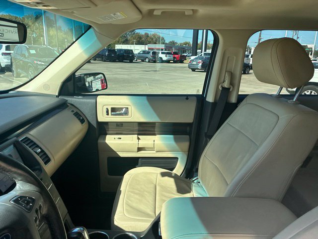 Used 2019 Ford Flex SEL w/ Equipment Group 202A FWD image 16