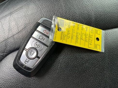 Used 2018 Ford Explorer XLT w/ Equipment Group 202A image 27