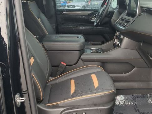 Used 2024 GMC Yukon XL AT4 w/ AT4 Premium Plus Package AWD/4WD image 20