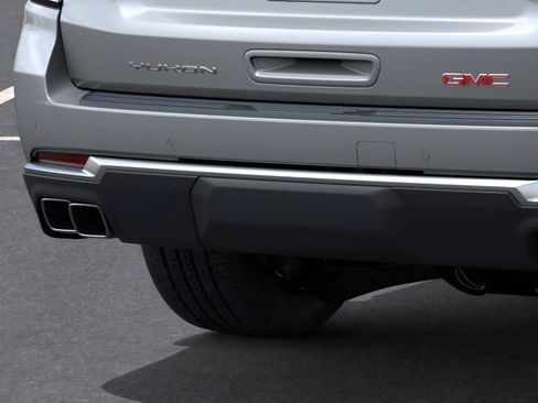 New 2026 GMC Yukon Denali w/ Sun & Power Step Package image 14