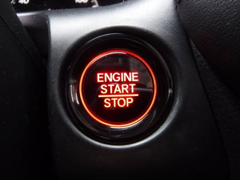 Used 2023 Honda HR-V LX image 15