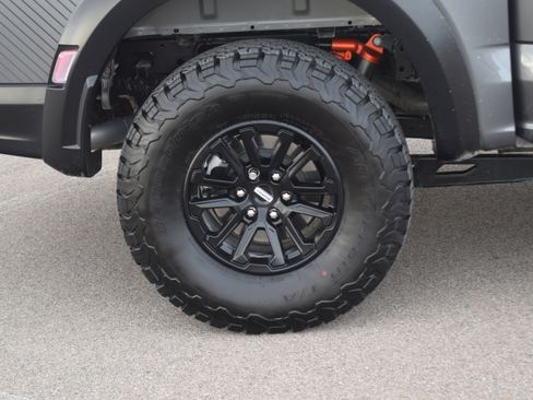 Used 2025 Ford F150 Raptor image 33