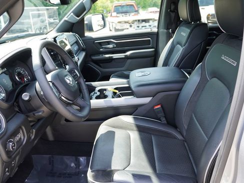 Certified 2025 RAM 1500 Laramie AWD/4WD image 16