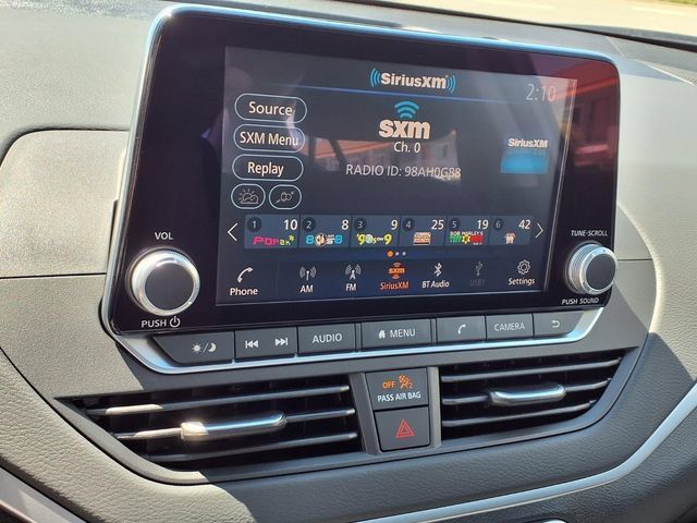 Used 2025 Nissan Altima 2.5 S FWD image 5