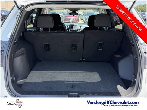 Used 2022 Chevrolet Equinox LT FWD image 27