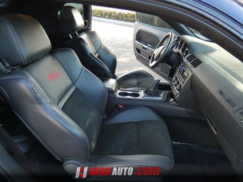 Used 2014 Dodge Challenger R/T RWD image 26