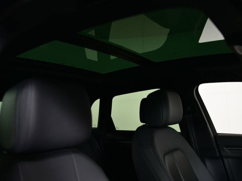 Used 2022 Audi Q3 2.0T Premium image 14