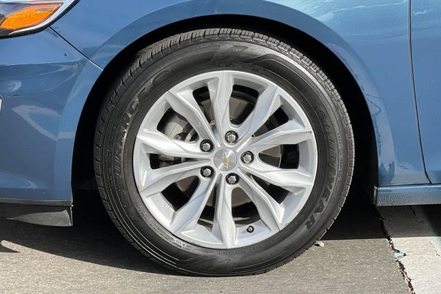 Used 2025 Chevrolet Malibu LT FWD image 30