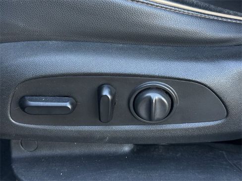 Certified 2020 Chevrolet Blazer Premier w/ Driver Confidence II Package image 29