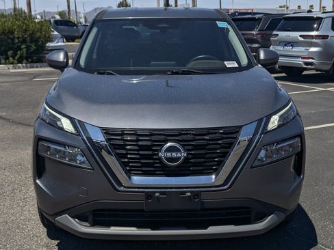 Used 2023 Nissan Rogue SV AWD/4WD image 6
