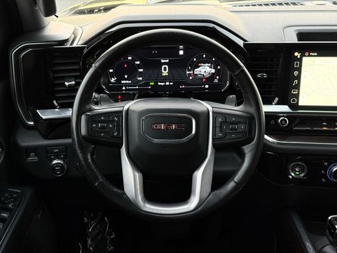 Used 2022 GMC Sierra 1500 SLT w/ SLT Convenience Package image 38