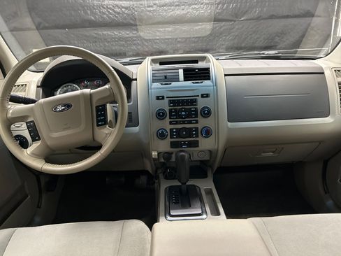 Used 2012 Ford Escape XLT image 11
