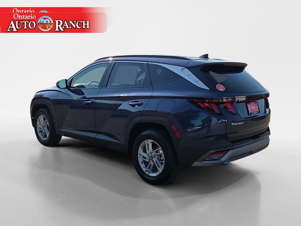Used 2025 Hyundai Tucson SEL AWD/4WD image 3